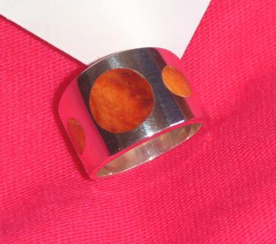 ANILLO CON JADE
